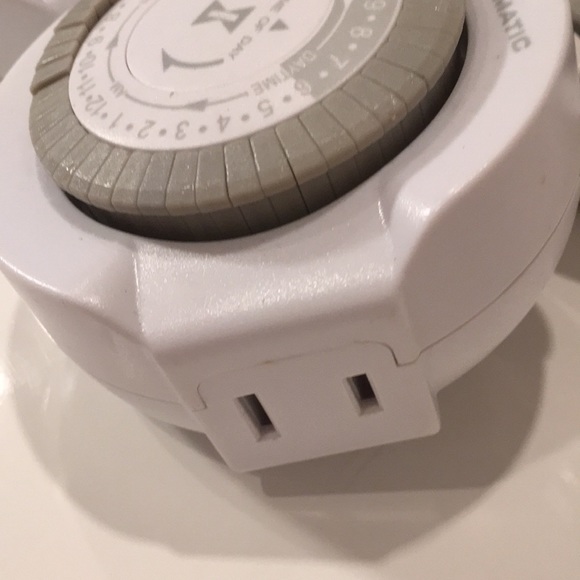 Lamp Timers - Intermatic bundle of 4 - Picture 5 of 6